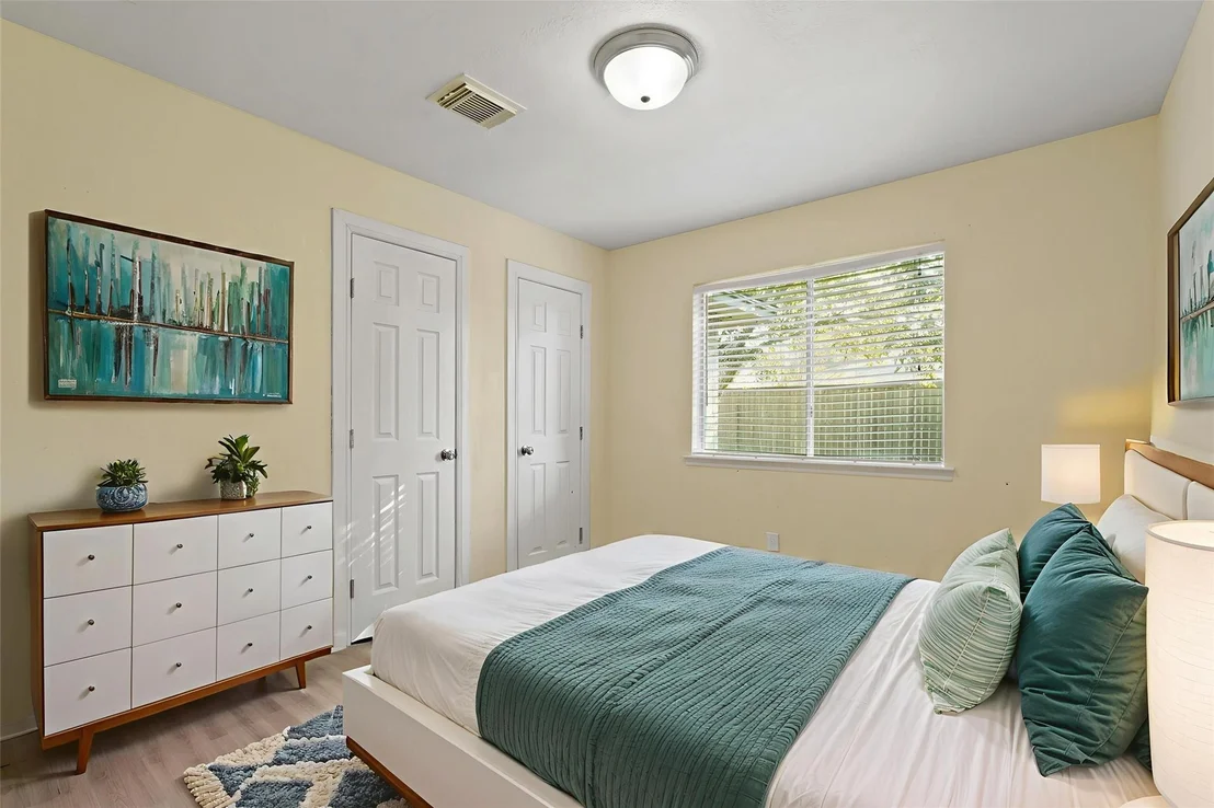 Photo of 5922 Cape Hatteras Drive