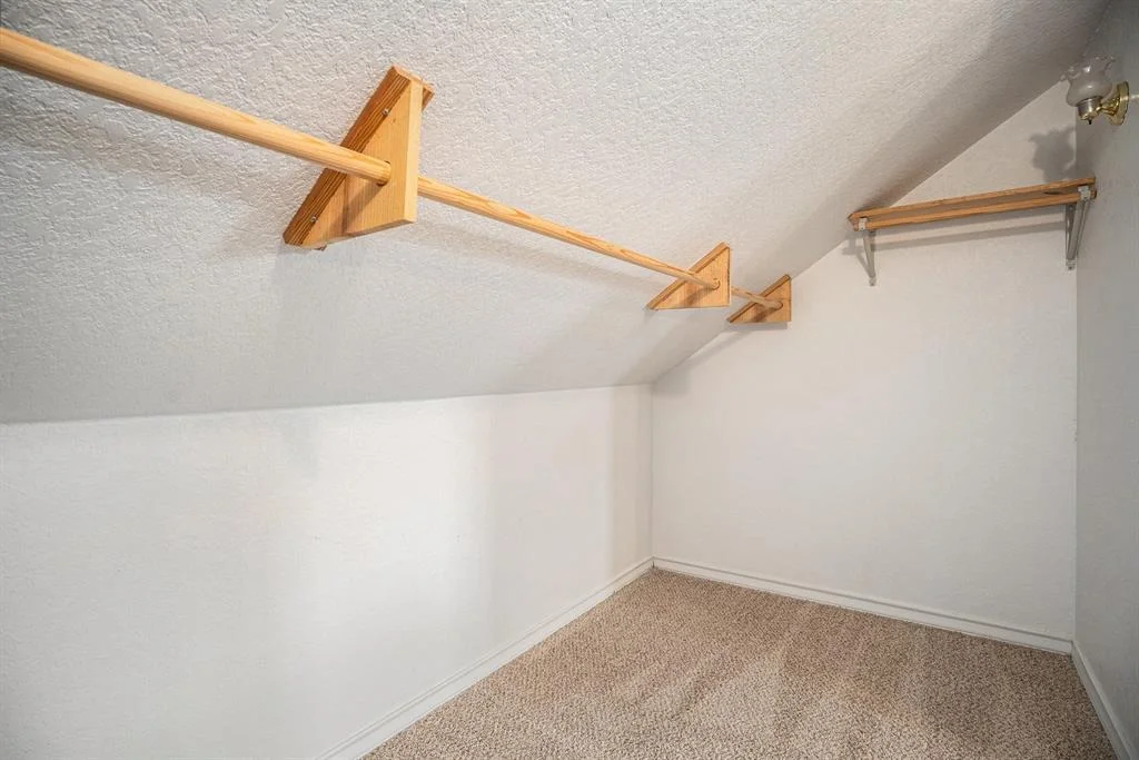 Photo of 16411 Halfmoon W