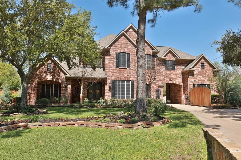 Photo of 6 White Meadow Court