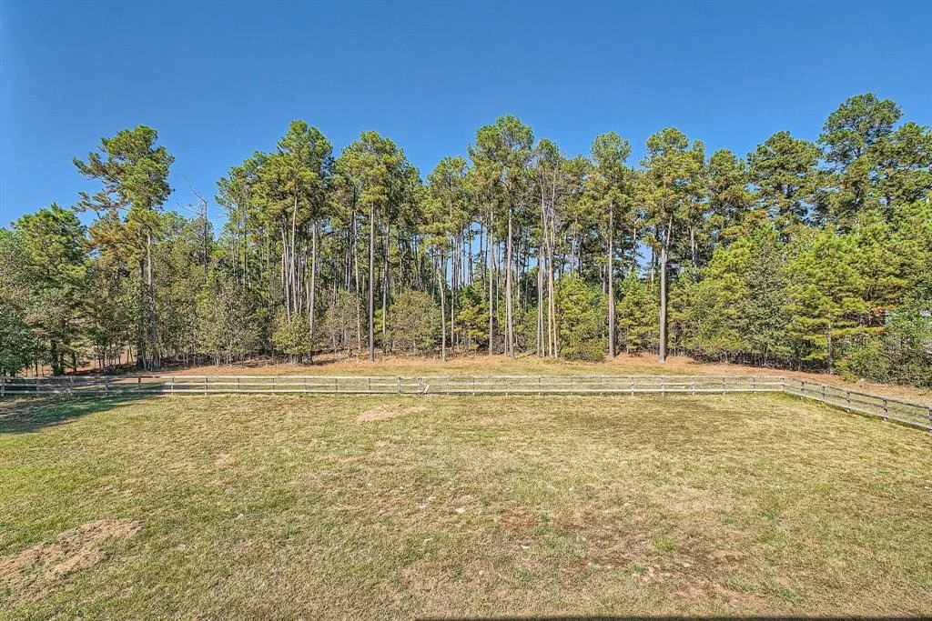 Photo of 6710 Brownbark