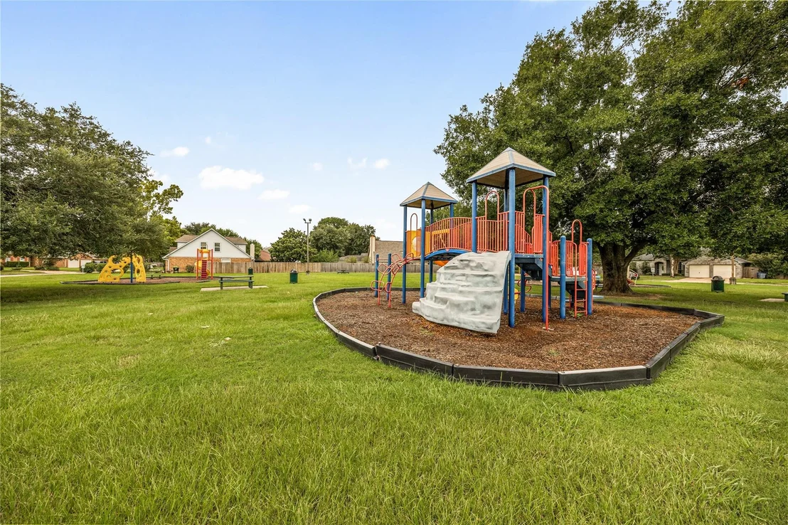 Photo of 6322 Northland Drive