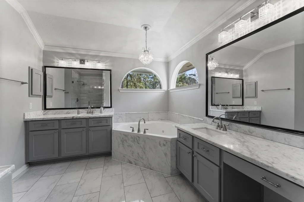 Photo of 211 N Floral Leaf Circle
