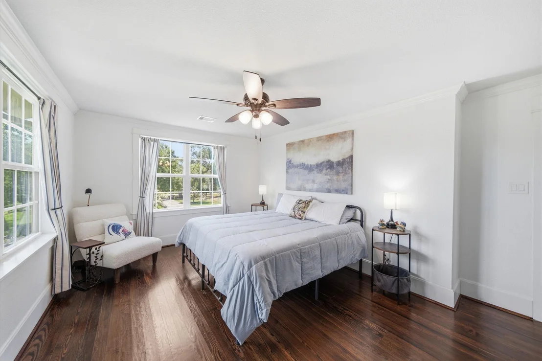 Photo of 5313 Palm Drive