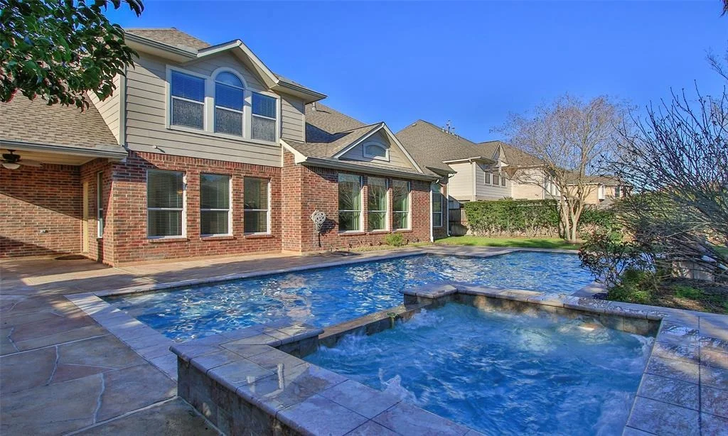 Photo of 1606 Noble Pointe Drive
