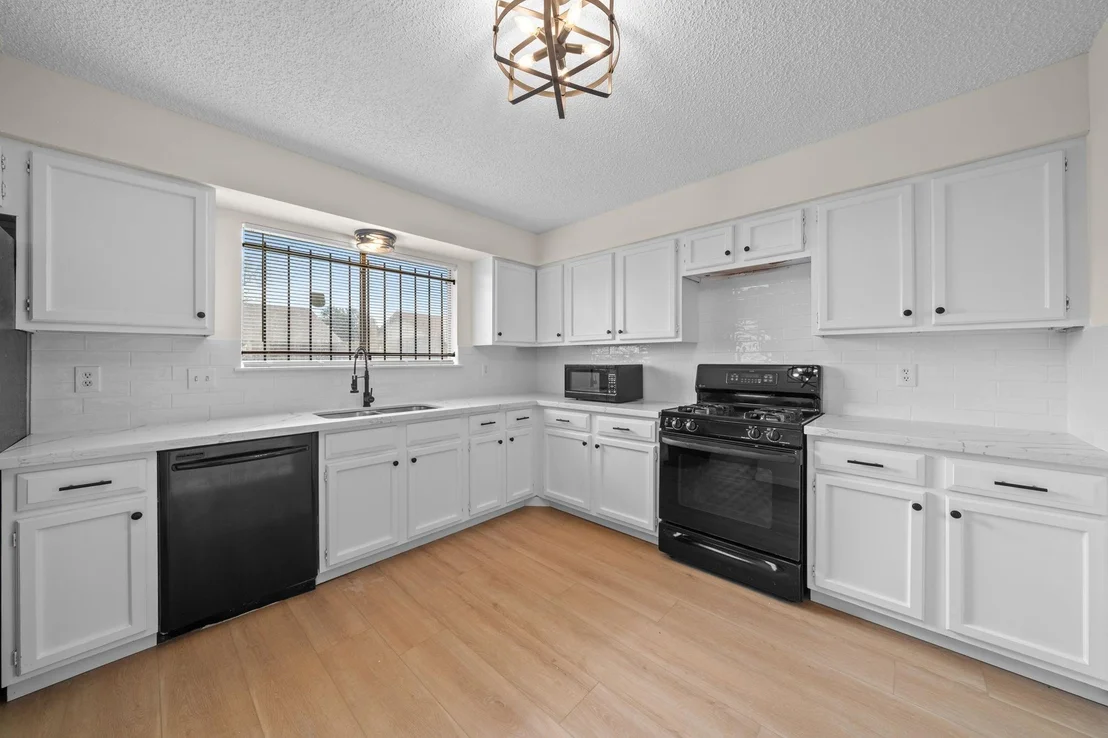 Photo of 8702 Bird Forest Drive