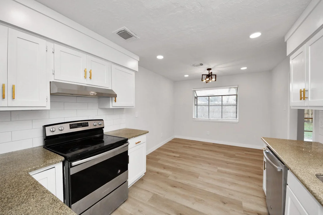 Photo of 718 Land Grant Drive