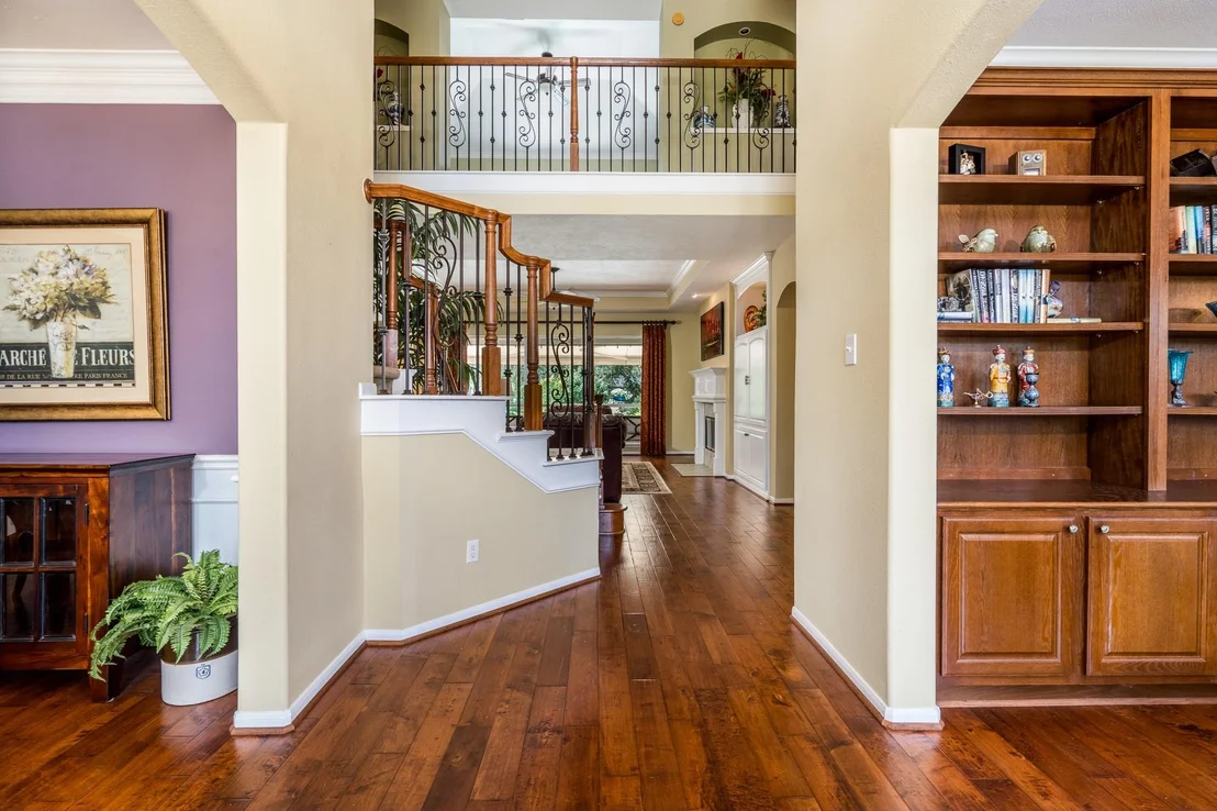 Photo of 15823 Lake Loop Drive