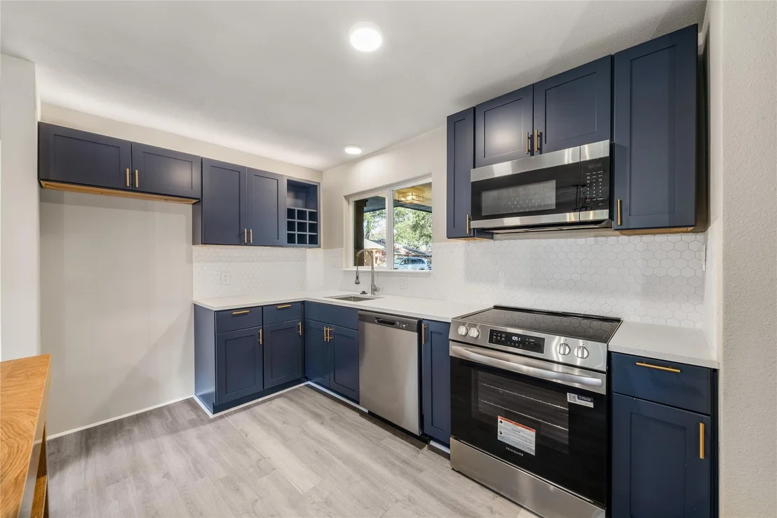 Photo of 11106 Huggins Drive