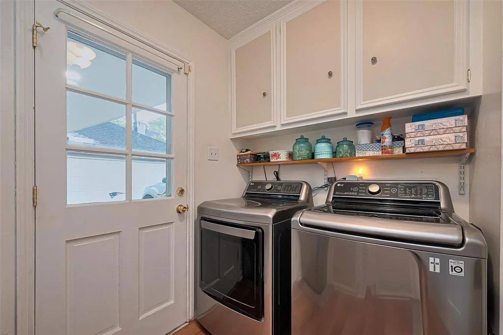 Photo of 5511 Foresthaven Drive