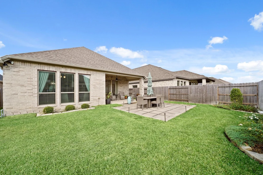 Photo of 19403 Hillside Pasture Lane