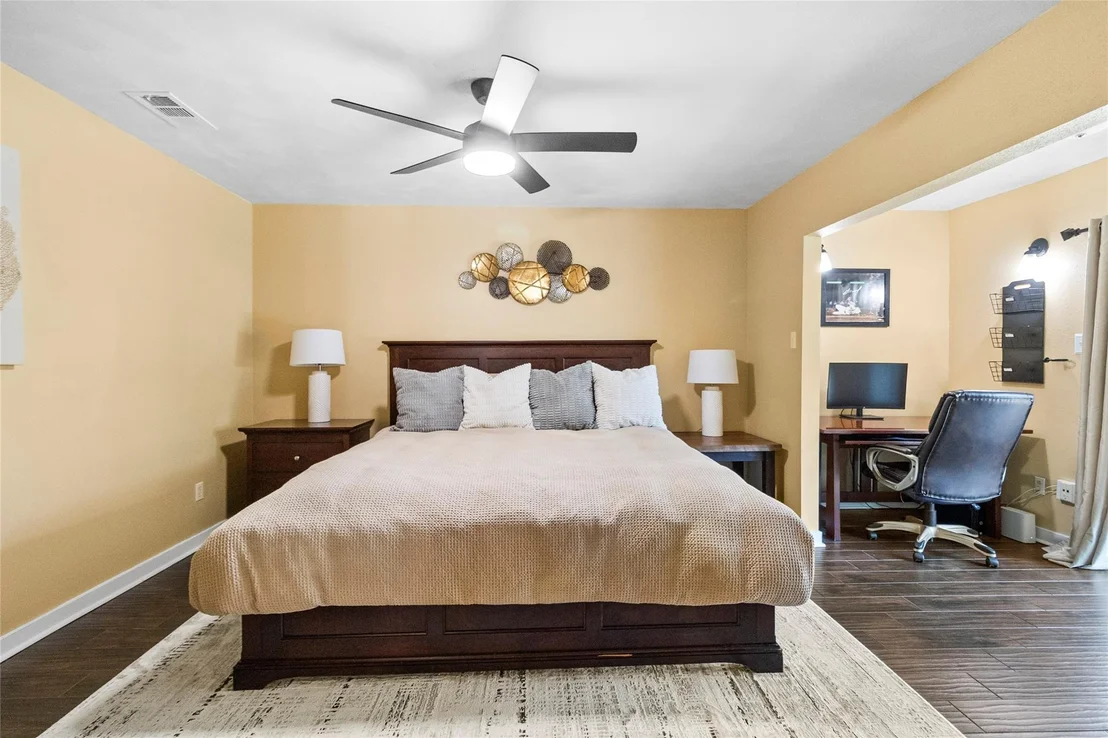 Photo of 9919 Loch Dane Drive