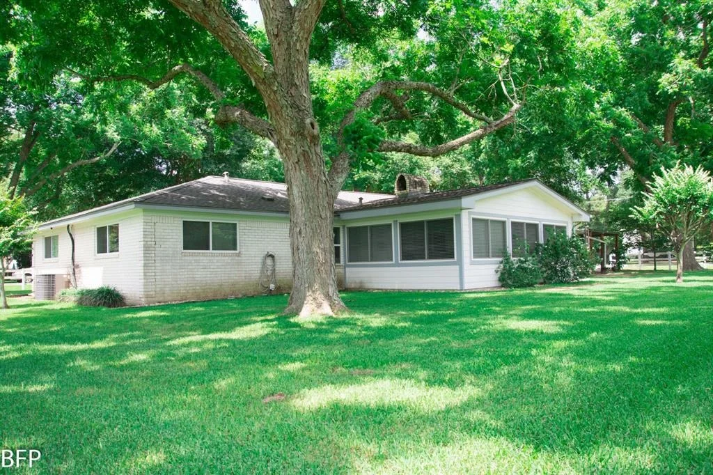 Photo of 9122 Kerr Drive