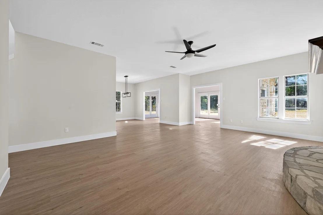Photo of 300 Fawn Lane