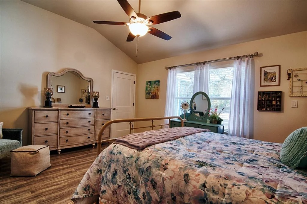 Photo of 700 Crooked Creek