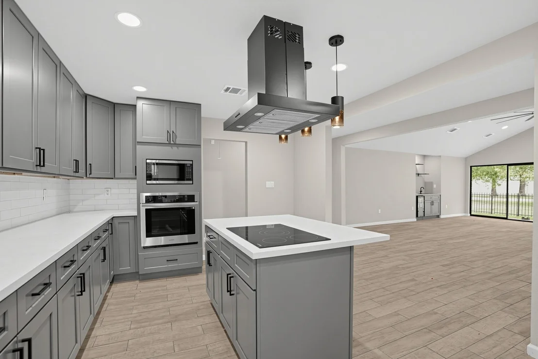 Photo of 15 Presidio Road