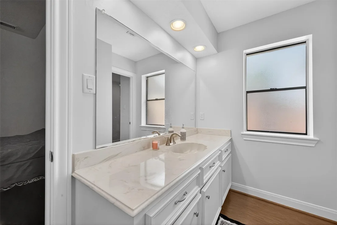 Photo of 17318 Rothko Lane