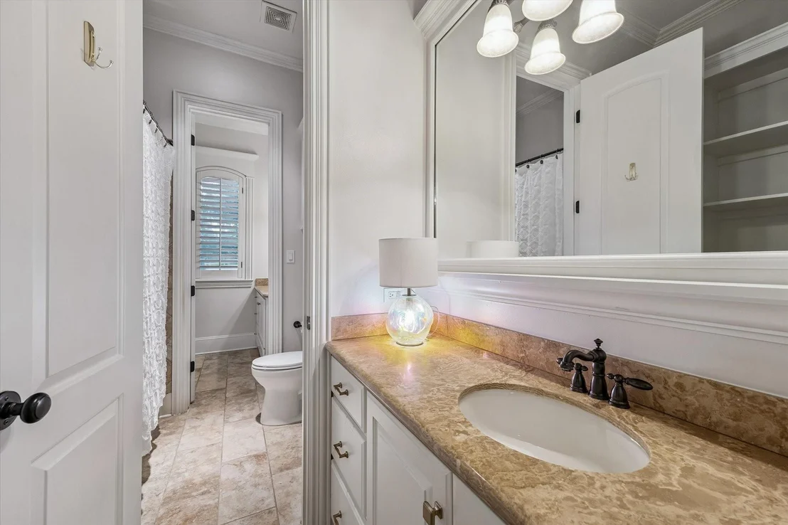 Photo of 10290 Paradise Valley Drive