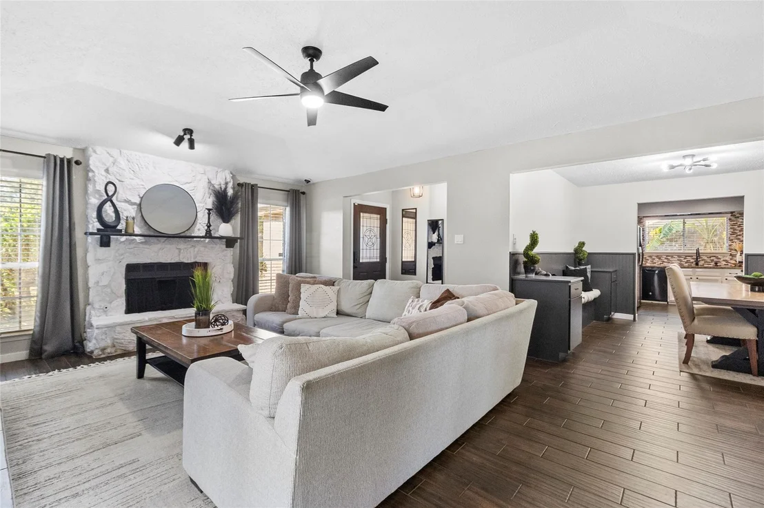 Photo of 9919 Loch Dane Drive