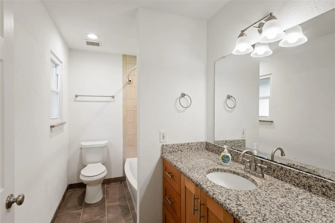 Photo of 217 Wellwood Lane