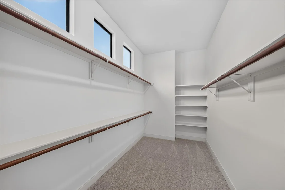 Photo of 818 Lester Street