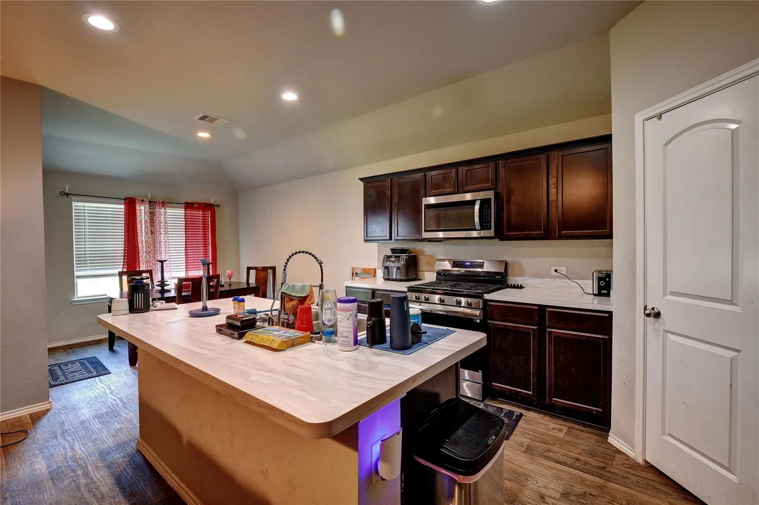 Photo of 5615 Tindarey Bluff Trail