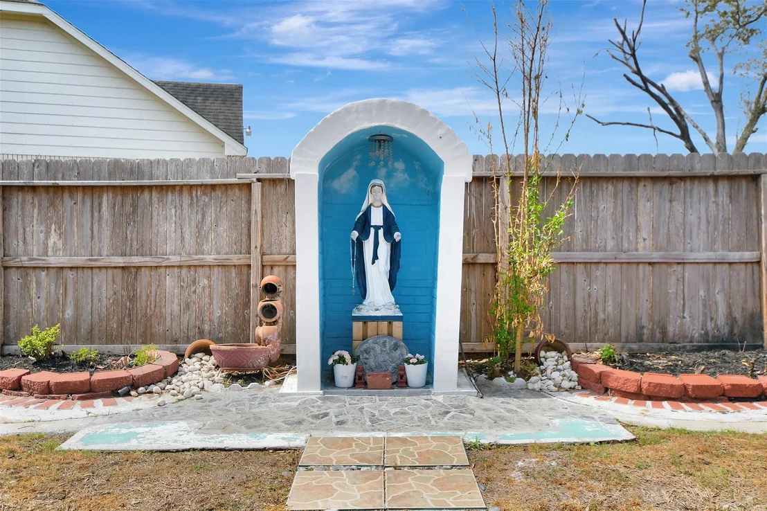 Photo of 4907 Arbor Falls Lane