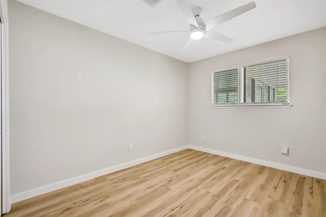Photo of 3236 Lee Circle