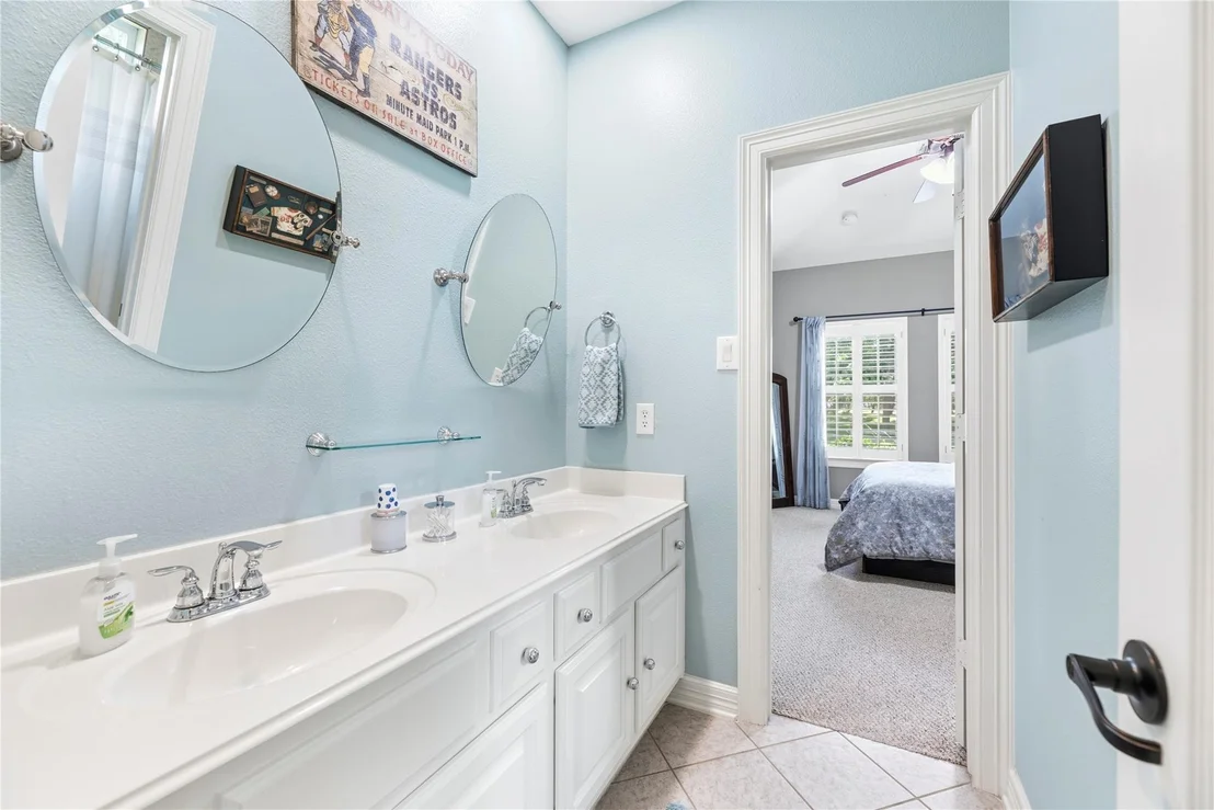 Photo of 32707 Westminster Drive