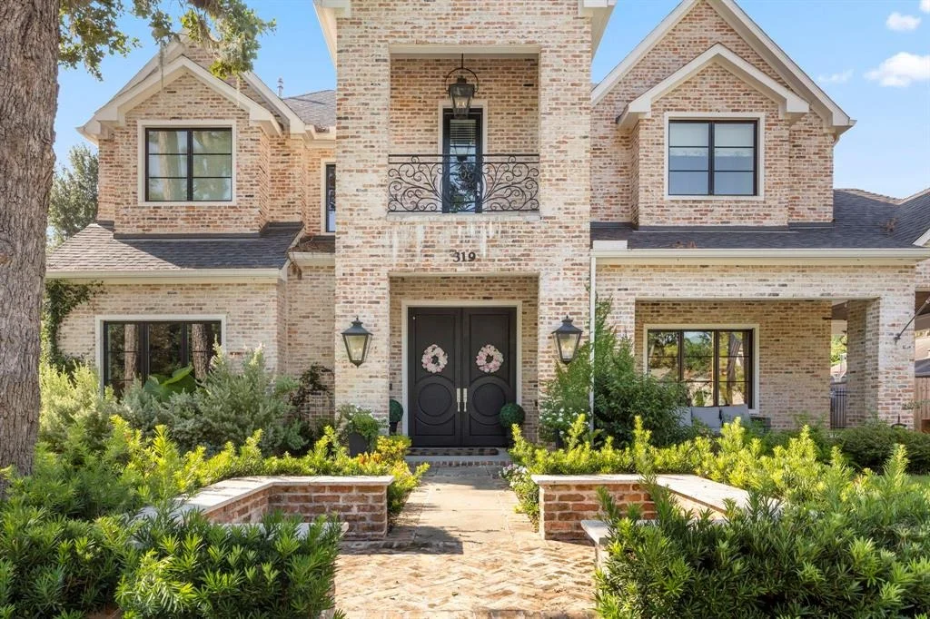 Photo of 319 Kickerillo Drive
