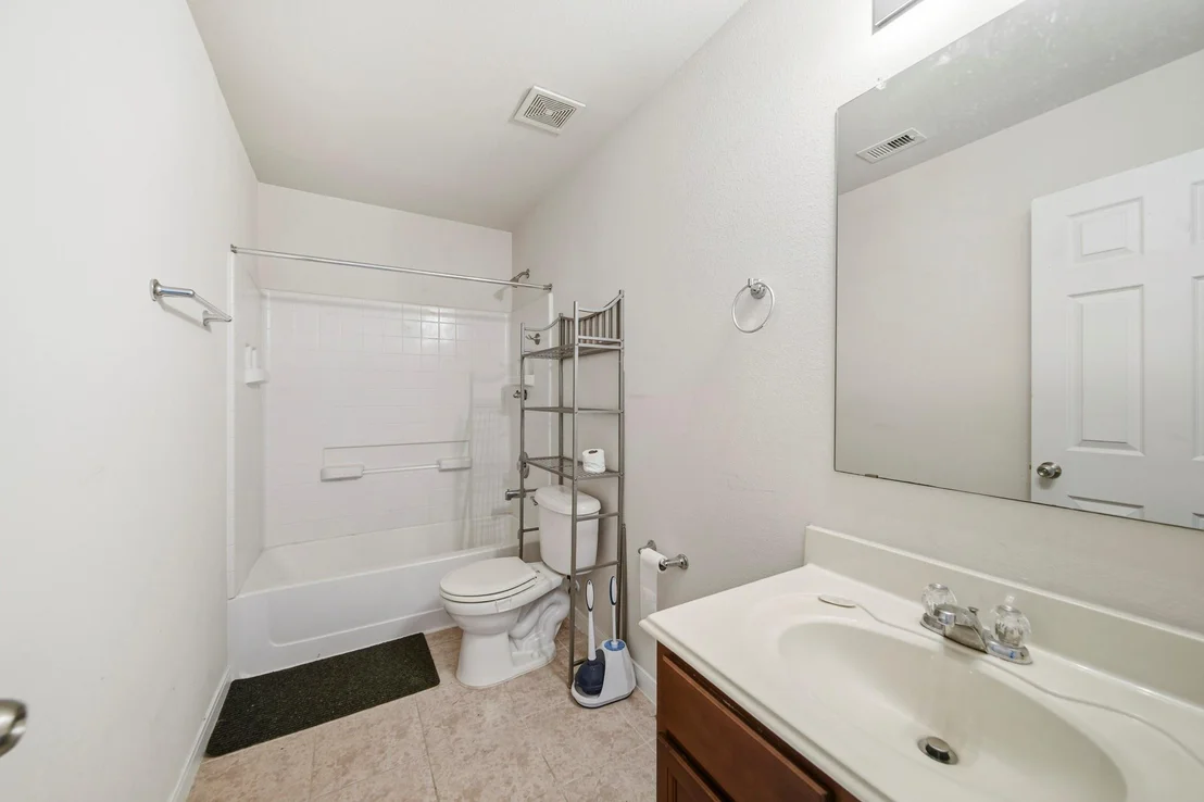 Photo of 1115 Honeysuckle Vine Drive
