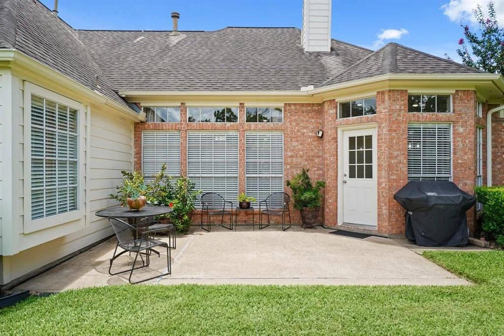 Photo of 6723 Springcrest Drive