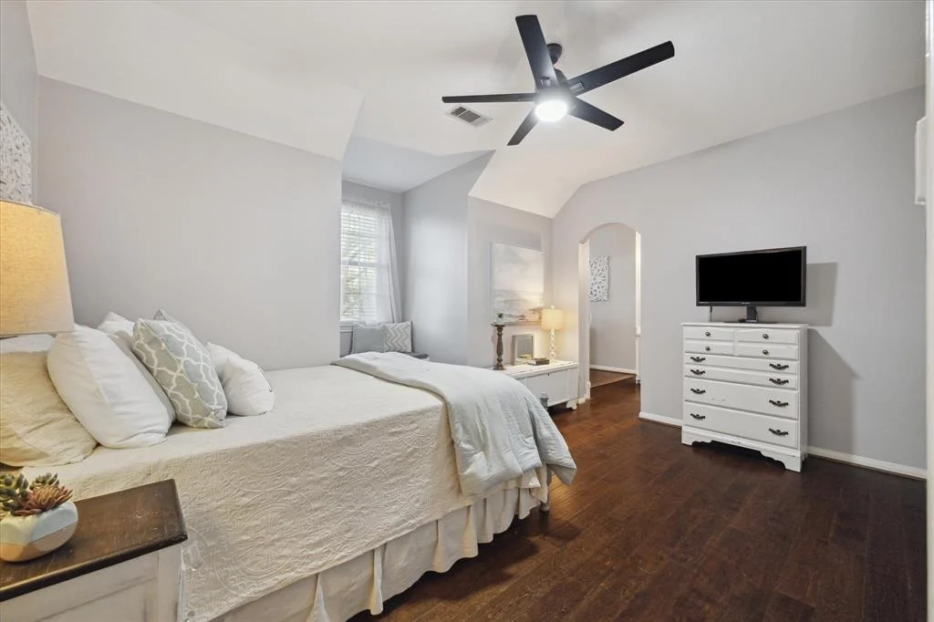 Photo of 1303 Roseberry Manor Drive