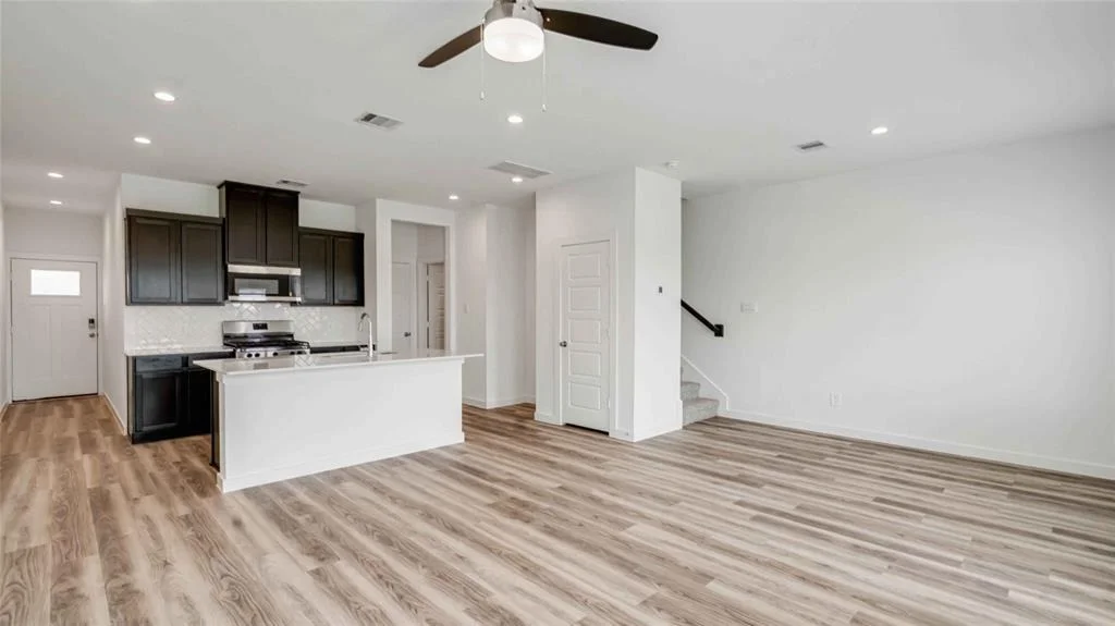 Photo of 2907 Crown Gate Drive