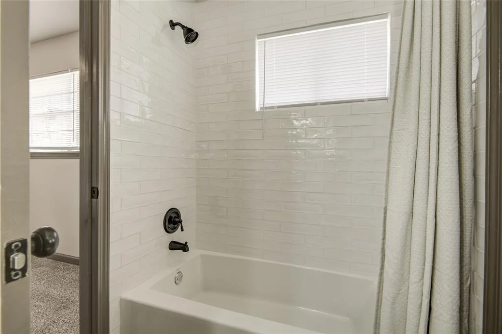 Photo of 501 N Avenue B