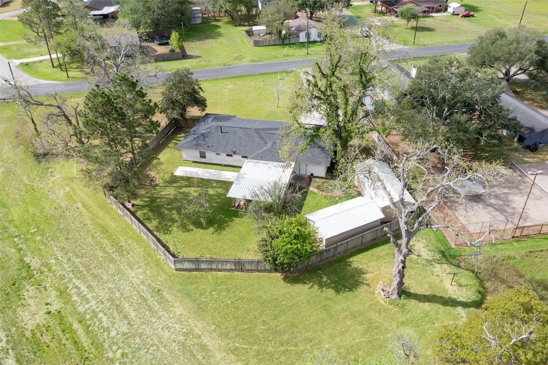 Photo of 1327 Hodges Lane