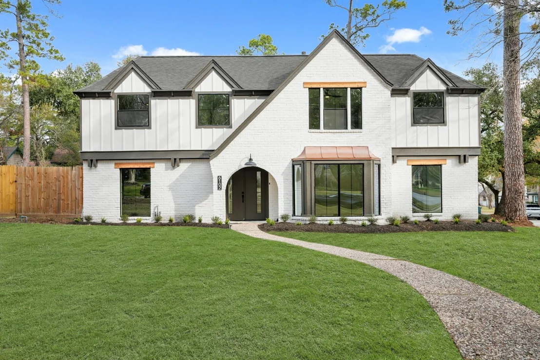 Photo of 6102 Knollview Drive
