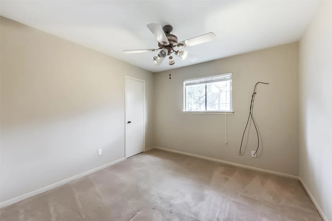 Photo of 1811 Rushbrook Drive