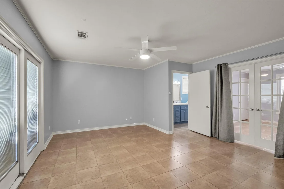 Photo of 3932 Marquette Street