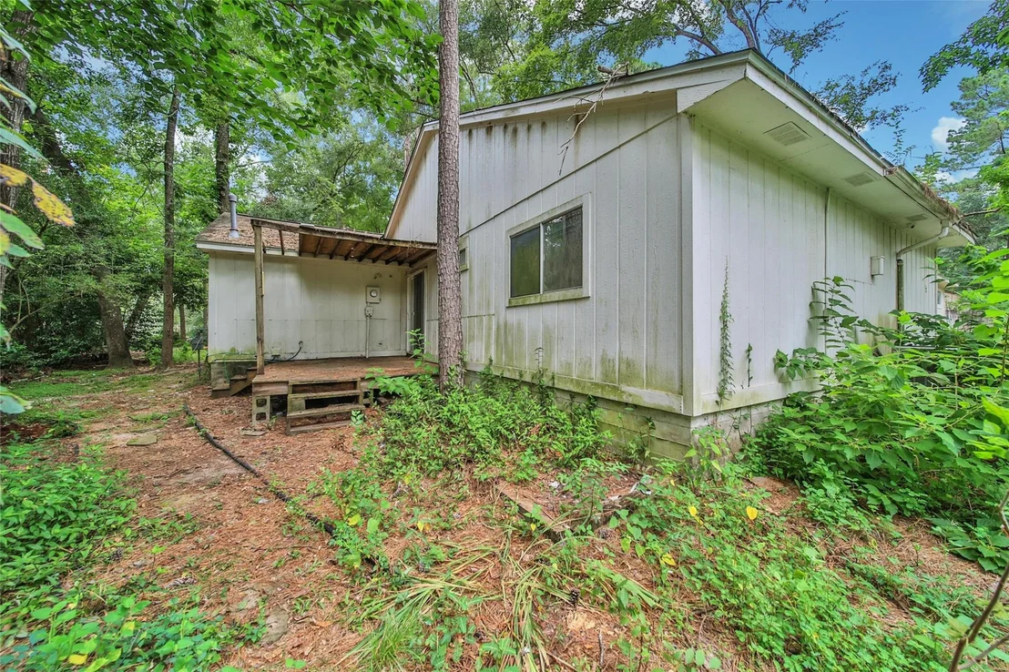 Photo of 103 E Wavy Oak Circle
