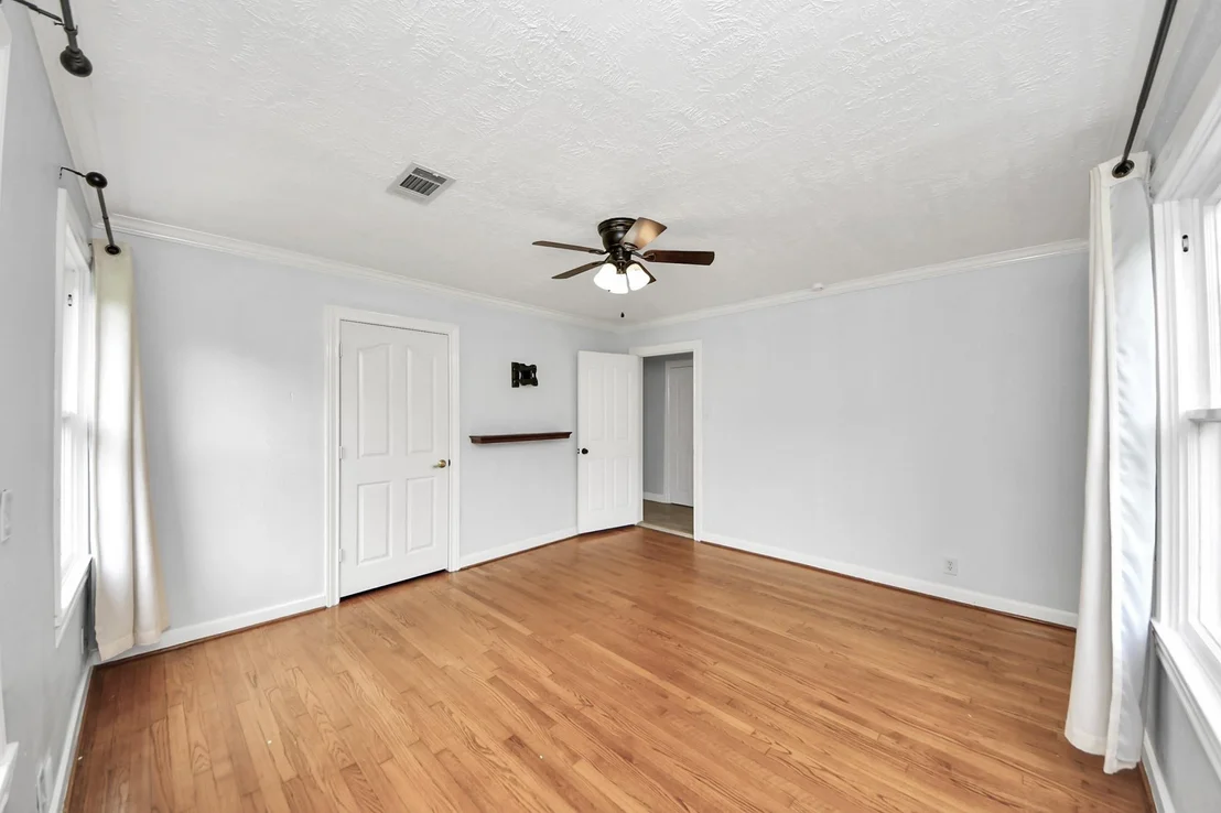 Photo of 7439 Santa Fe Drive