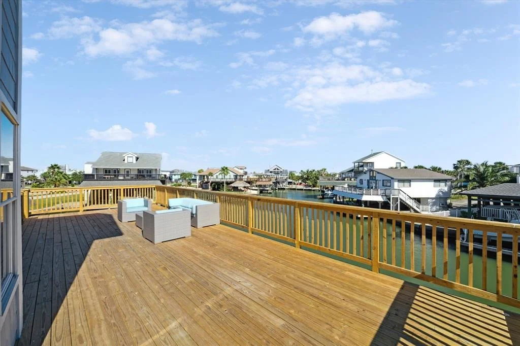 Photo of 210 Easterly