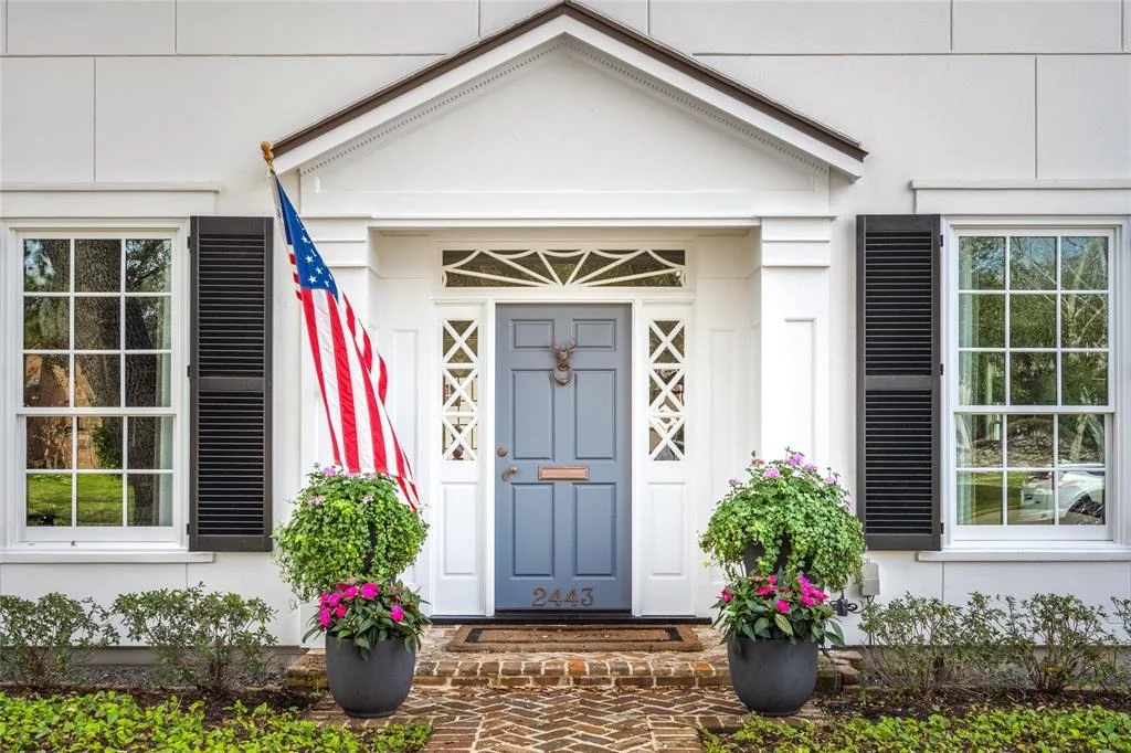 Photo of 2443 Pelham Drive