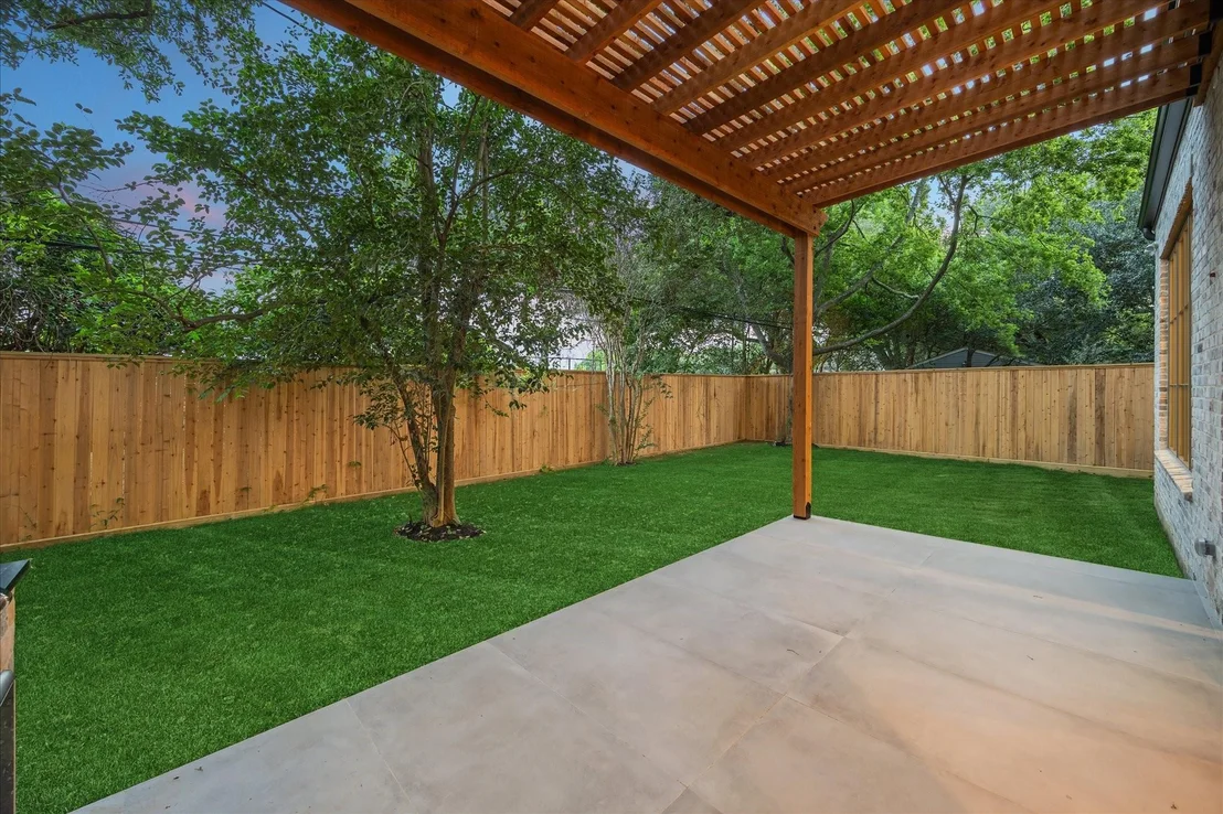 Photo of 3755 Rice Boulevard