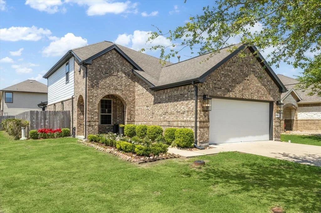 Photo of 6868 Juniper Arbor Lane