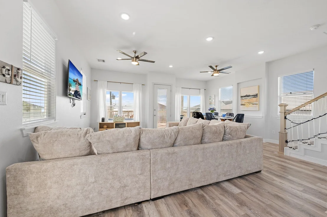 Photo of 1003 Seashell Drive