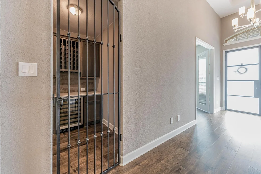 Photo of 1050 Groveton Ridge Lane