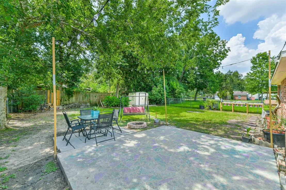 Photo of 115 N Shirley Street