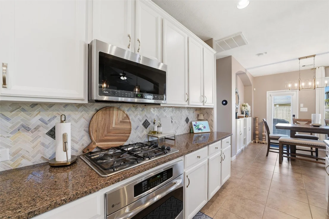 Photo of 15402 Hazen Point Drive