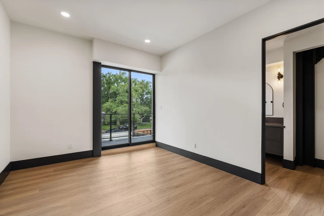 Photo of 5110 Glenmeadow Drive