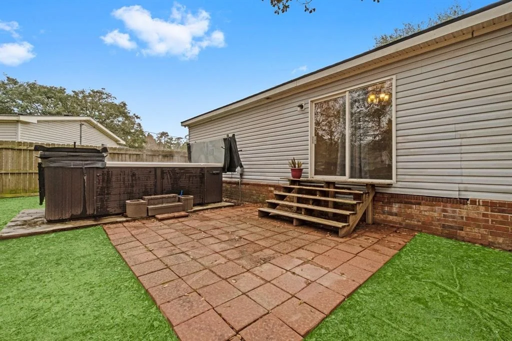 Photo of 16314 Wild Oak Lane